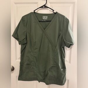 Cherokee scrub top